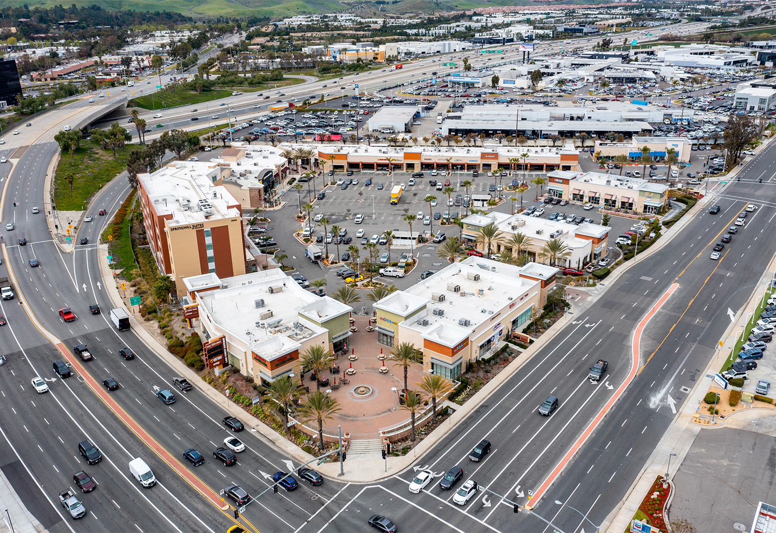 Lake Forest Gateway Plaza - raSmith 